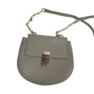Express Gray Pebble Crossbody Purse Chain Detail